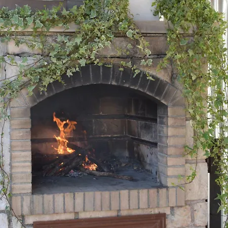 カントリーハウス Gorgo Rinaldi - Locazioni Brevi モノーポリ